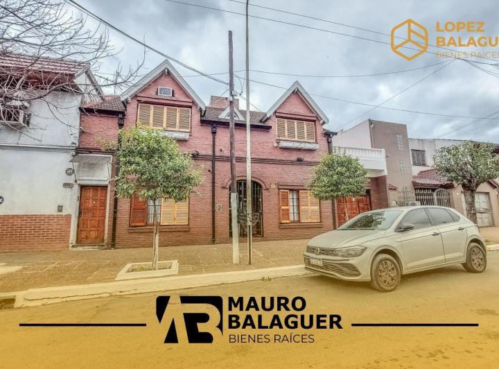 Casa · 120m² · 4 Ambientes · 2 Cocheras