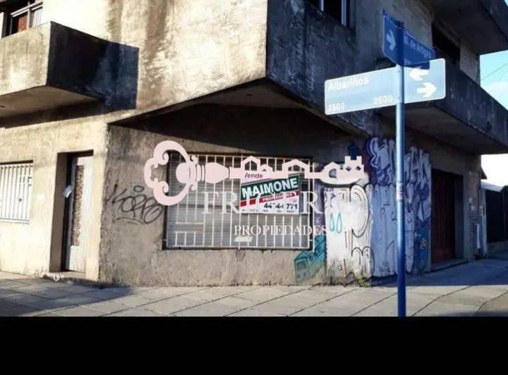 Casa · 200m² · 8 Ambientes · 1 Cochera