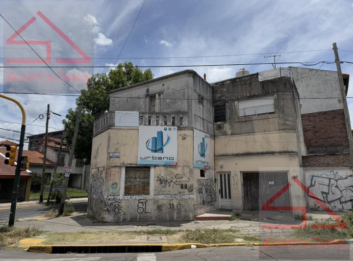 Casa · 110m² · 5 Ambientes · 2 Cocheras