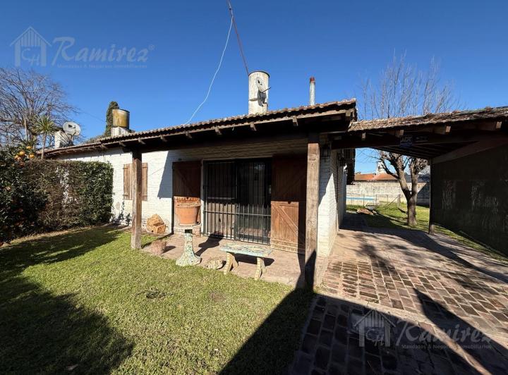 Casa · 552m² · 3 Ambientes · 1 Cochera