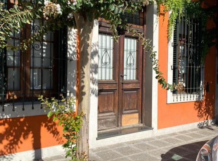 Casa · 170m² · 4 Ambientes · 2 Cocheras