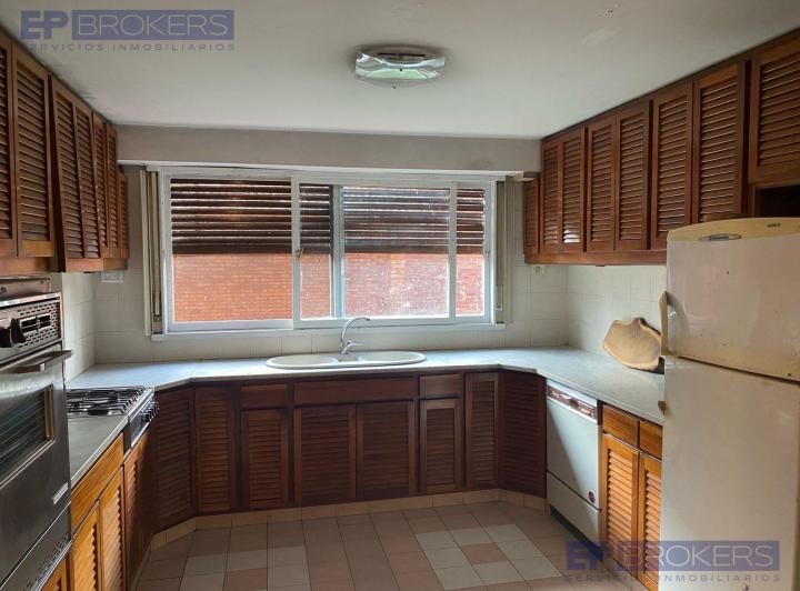 Casa · 134m² · 4 Ambientes · 3 Cocheras
