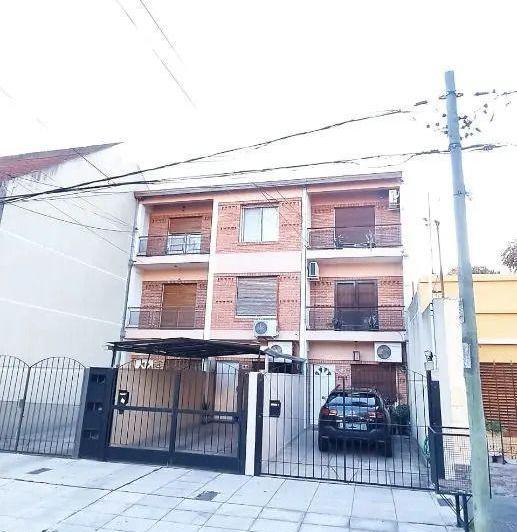 Casa · 170m² · 5 Ambientes · 1 Cochera