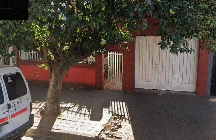 Casa · 170m² · 4 Ambientes · 1 Cochera