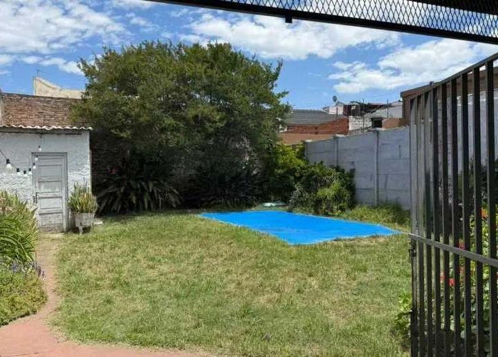 Casa · 100m² · 3 Ambientes · 1 Cochera