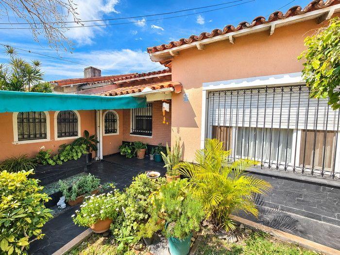 Casa · 139m² · 4 Ambientes · 1 Cochera