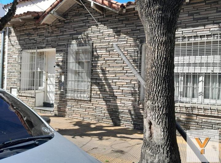 Casa · 110m² · 3 Ambientes · 1 Cochera