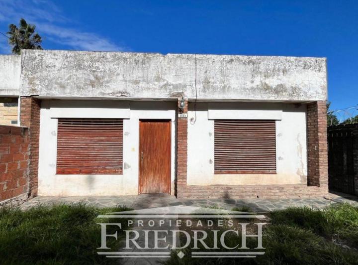 Casa · 90m² · 4 Ambientes · 1 Cochera