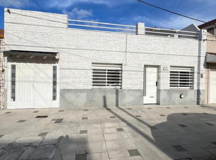 Casa · 120m² · 5 Ambientes · 1 Cochera