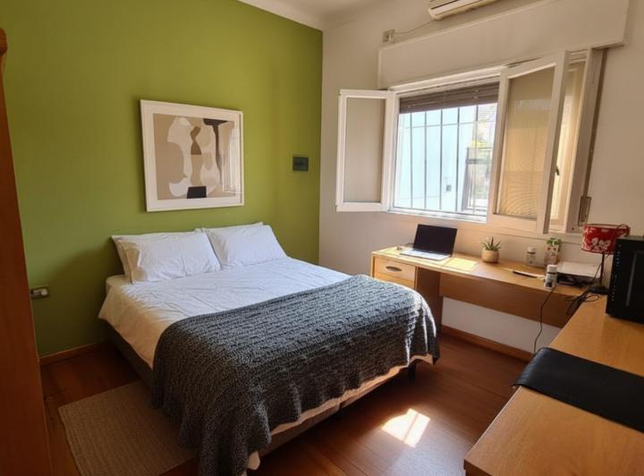 Casa · 110m² · 4 Ambientes · 3 Cocheras