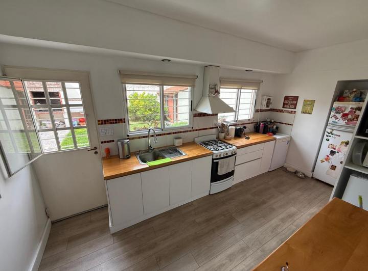 Casa · 155m² · 4 Ambientes · 1 Cochera