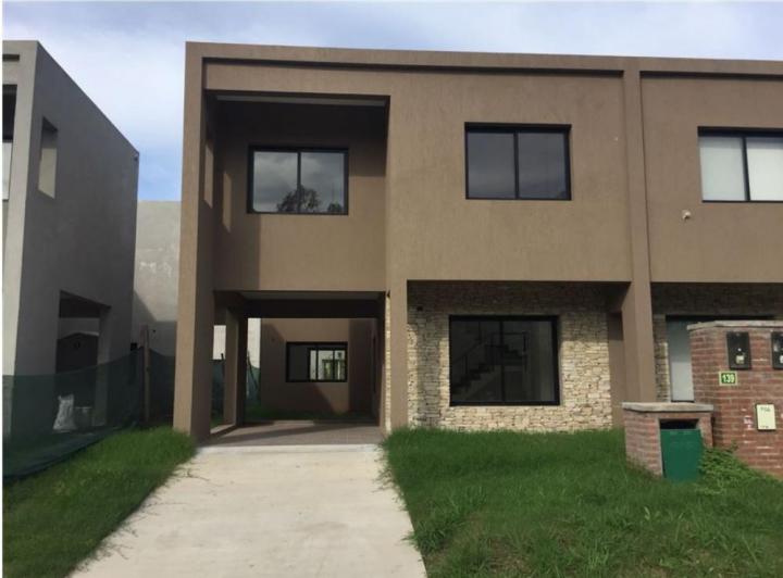Casa · 200m²
