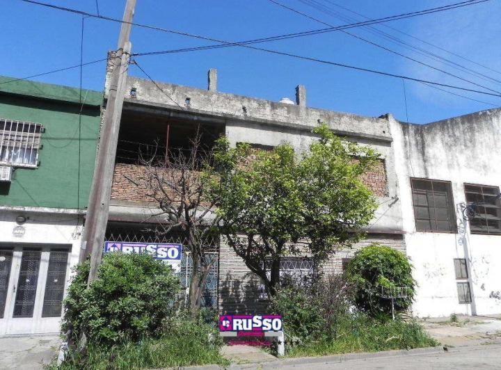 Casa · 100m² · 3 Ambientes · 1 Cochera
