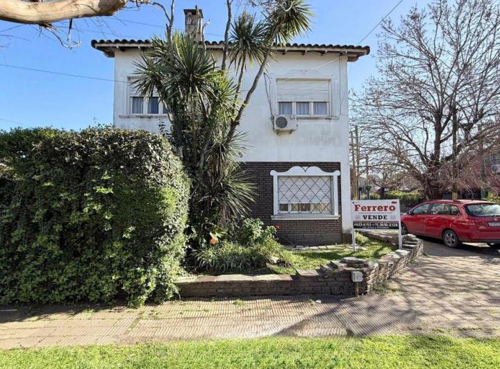 Casa · 110m² · 5 Ambientes