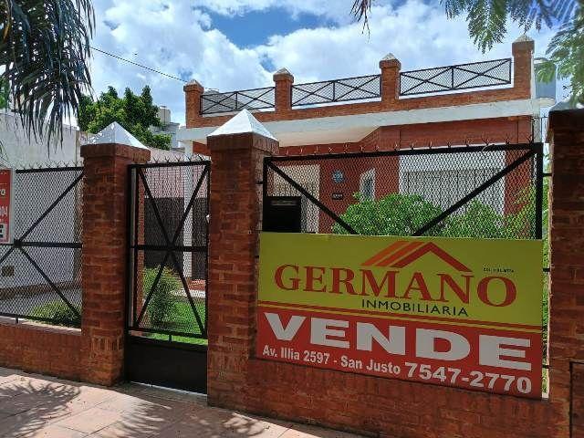 Casa · 85m² · 4 Ambientes · 2 Cocheras