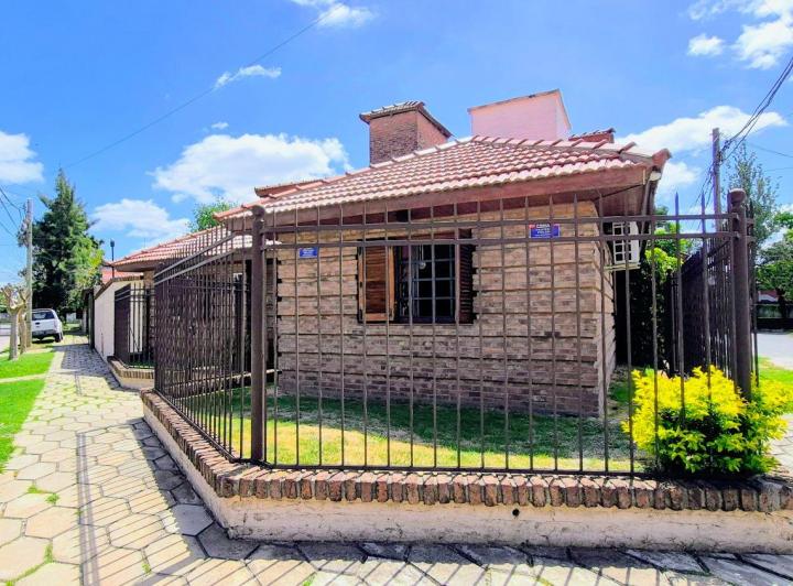 Casa · 85m² · 3 Ambientes · 1 Cochera