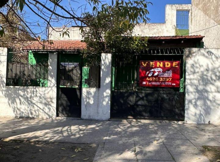 Casa · 120m² · 2 Ambientes