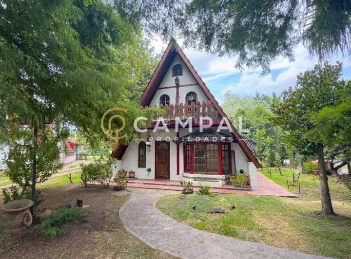 Casa · 80m² · 4 Ambientes · 1 Cochera