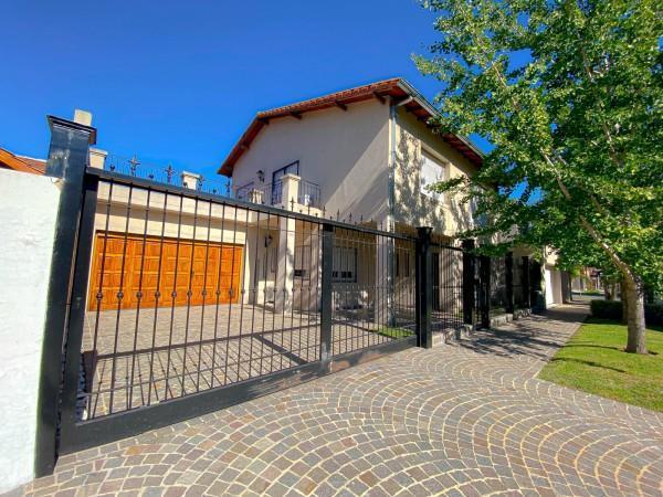 Casa · 397m² · 6 Ambientes