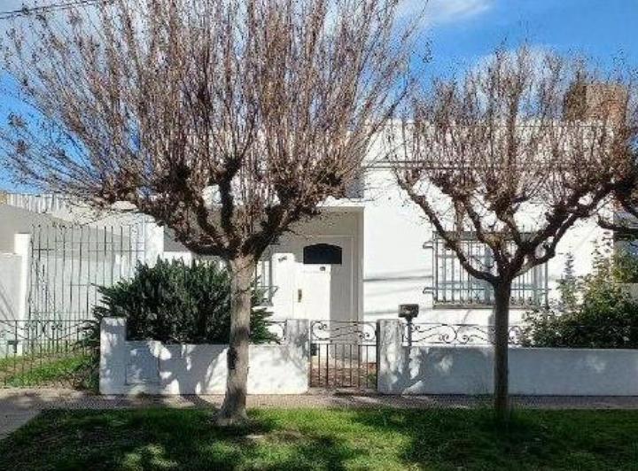 Casa · 102m² · 3 Ambientes
