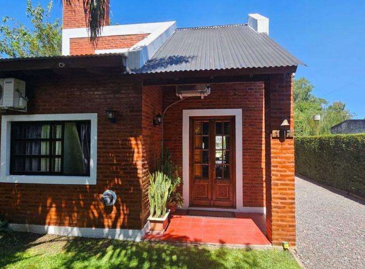Casa · 60m² · 3 Ambientes · 1 Cochera