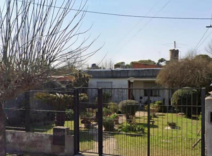 Casa · 85m² · 3 Ambientes · 2 Cocheras