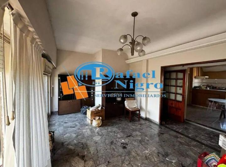 Casa · 190m² · 3 Ambientes · 2 Cocheras