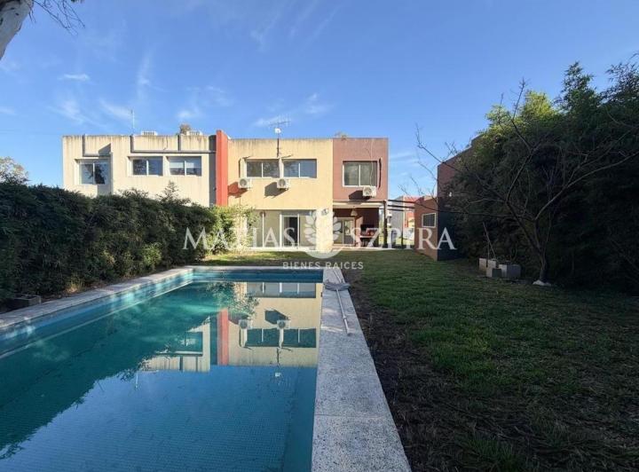 Casa · 120m² · 4 Ambientes