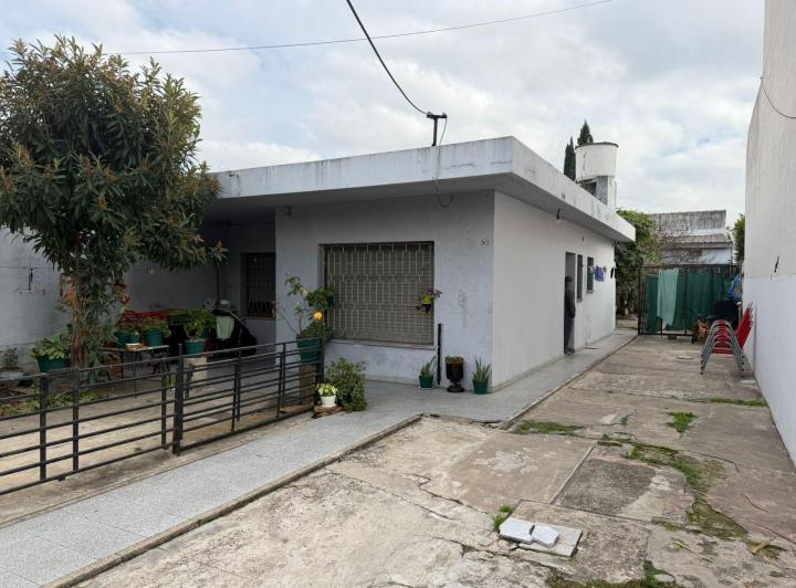 Casa · 180m² · 5 Ambientes