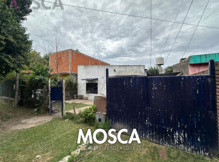 Casa · 74m² · 4 Ambientes · 2 Cocheras