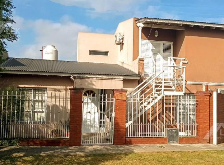 Casa · 234m² · 6 Ambientes