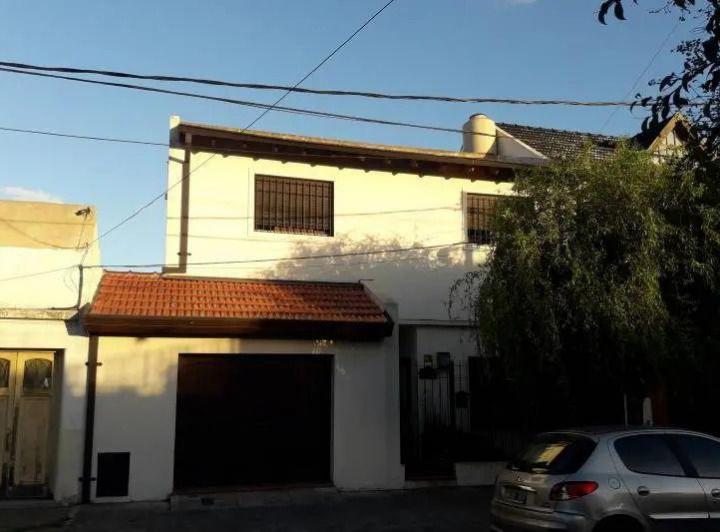 Casa · 180m² · 4 Ambientes