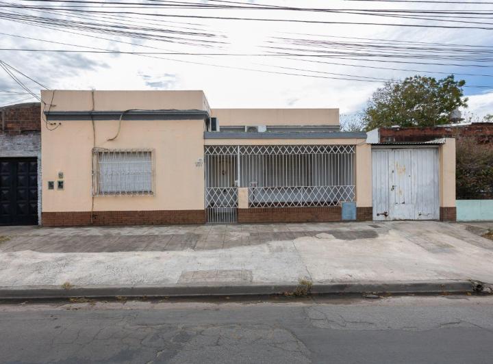 Casa · 190m² · 5 Ambientes · 1 Cochera