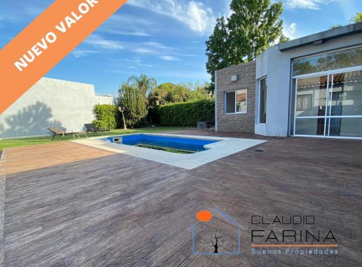 Casa · 300m² · 5 Ambientes · 2 Cocheras