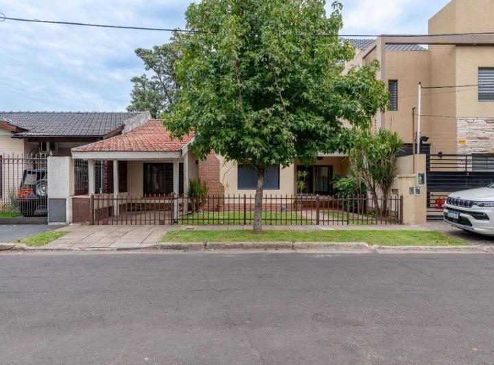 Casa · 120m² · 3 Ambientes · 1 Cochera