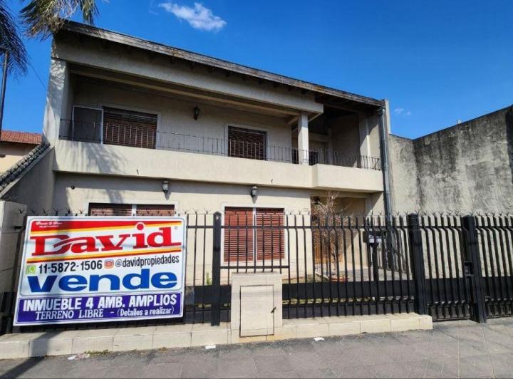 Casa · 191m² · 4 Ambientes · 1 Cochera