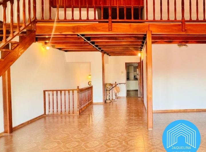 Casa · 140m² · 4 Ambientes