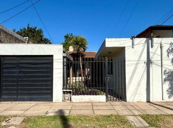 Casa · 153m² · 5 Ambientes · 1 Cochera