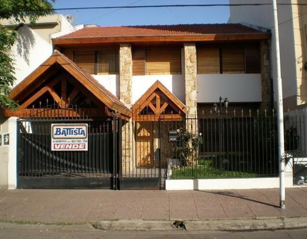 Casa · 200m² · 5 Ambientes