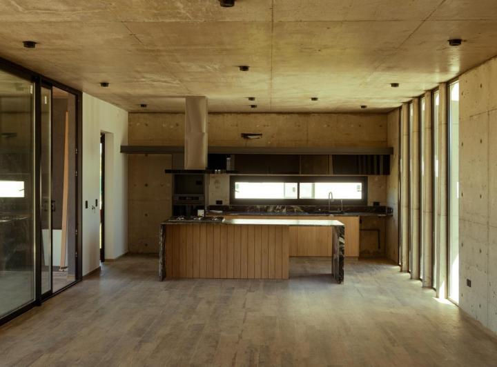 Casa · 180m² · 4 Ambientes · 1 Cochera