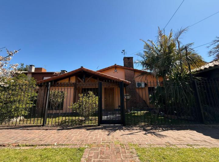 Casa · 222m² · 5 Ambientes