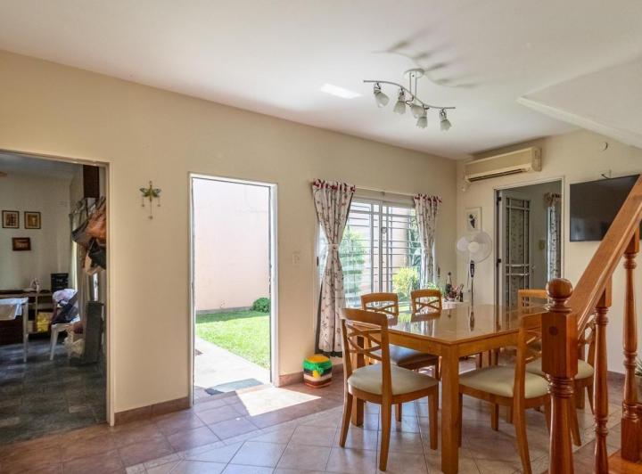 Casa · 185m² · 5 Ambientes