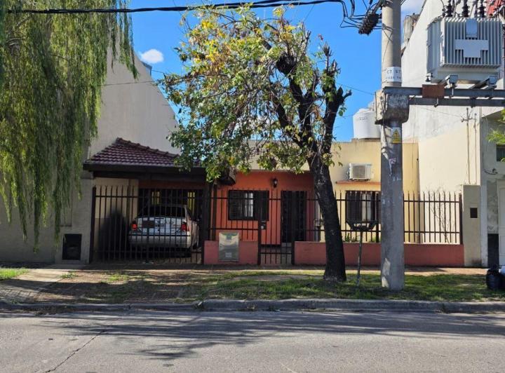 Casa · 151m² · 3 Ambientes · 2 Cocheras