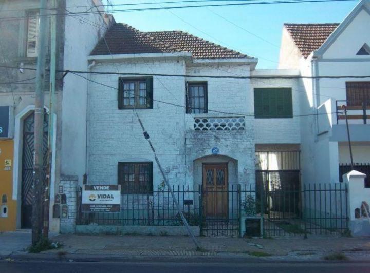 Casa · 160m² · 5 Ambientes · 1 Cochera