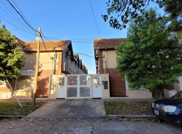 Casa · 60m² · 3 Ambientes · 1 Cochera