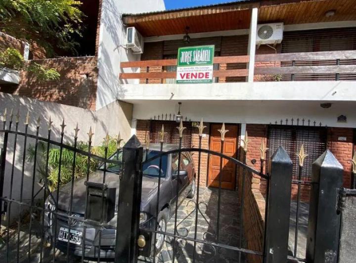 Casa · 64m² · 3 Ambientes · 1 Cochera