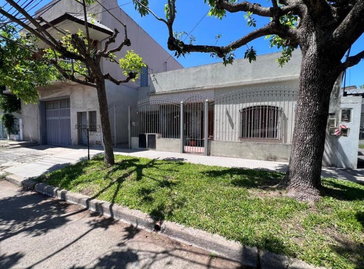 Casa · 180m² · 4 Ambientes