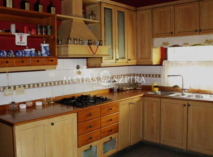 Casa · 120m² · 4 Ambientes · 2 Cocheras