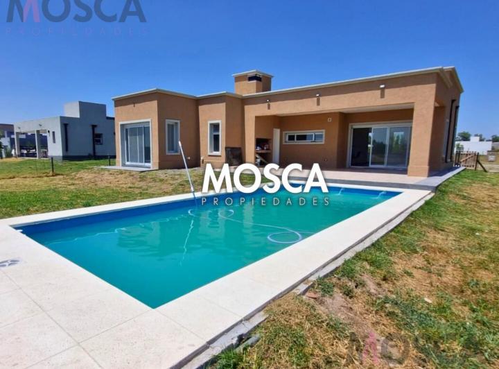 Casa · 160m² · 5 Ambientes