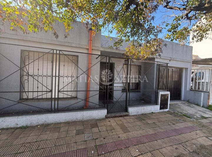 Casa · 109m² · 4 Ambientes · 1 Cochera